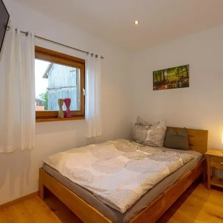 بيت للعطل Landhaus Falkensteinblick
